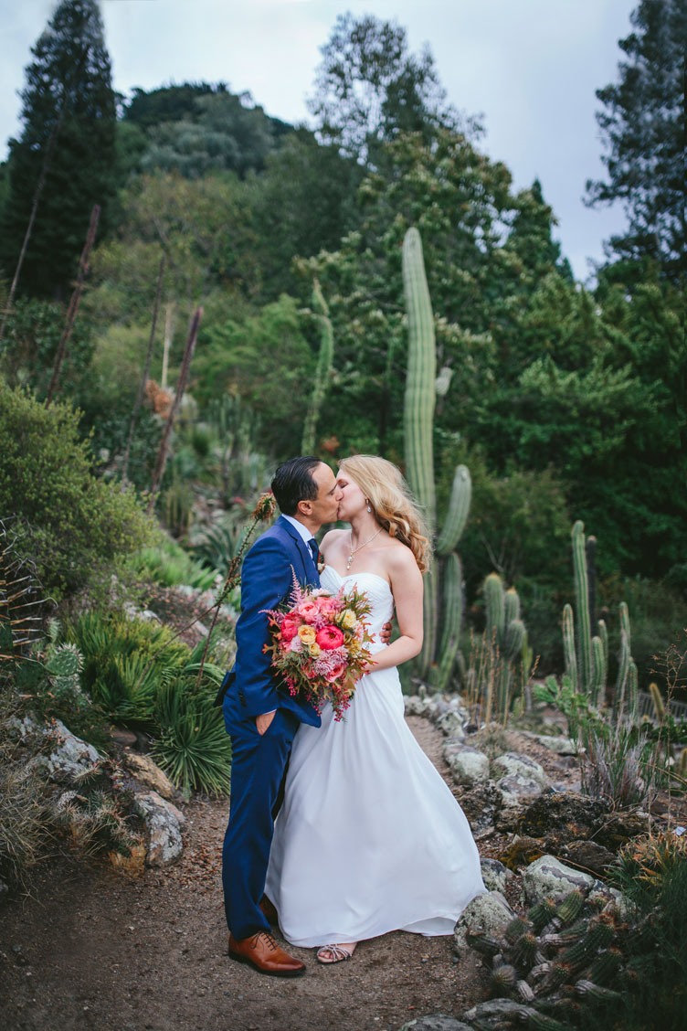 Berkeley Botanical Garden Wedding by Becca Henry Photography