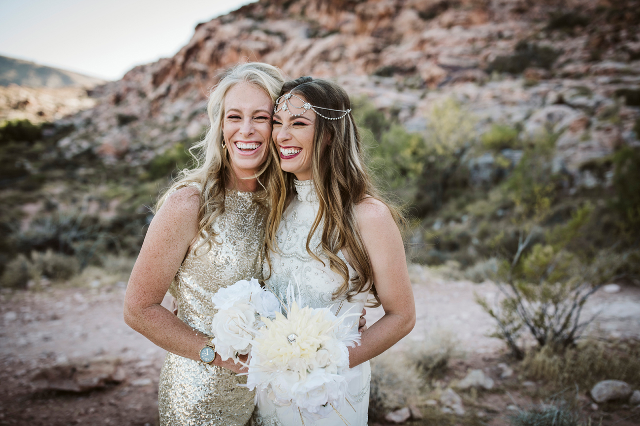 Las Vegas Wedding. Becca Henry Photography . Bridal party photos at Red Rock Wedding .