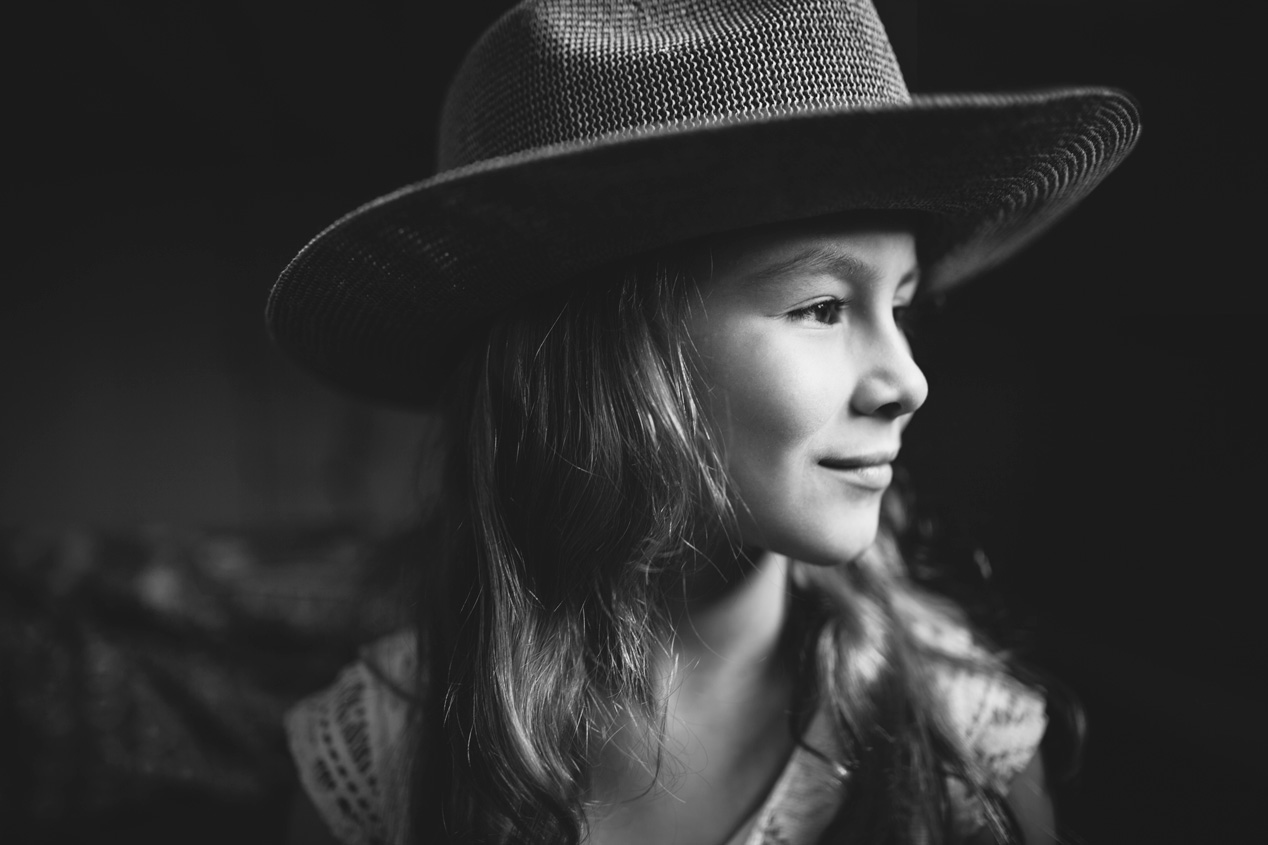 Becca Henry Photography- portrait of a girl with hat- Oakland California